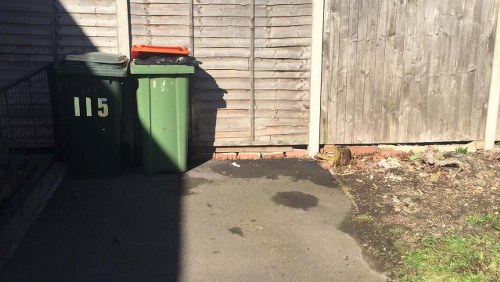 Choosing the right waste removal service in Mayfair